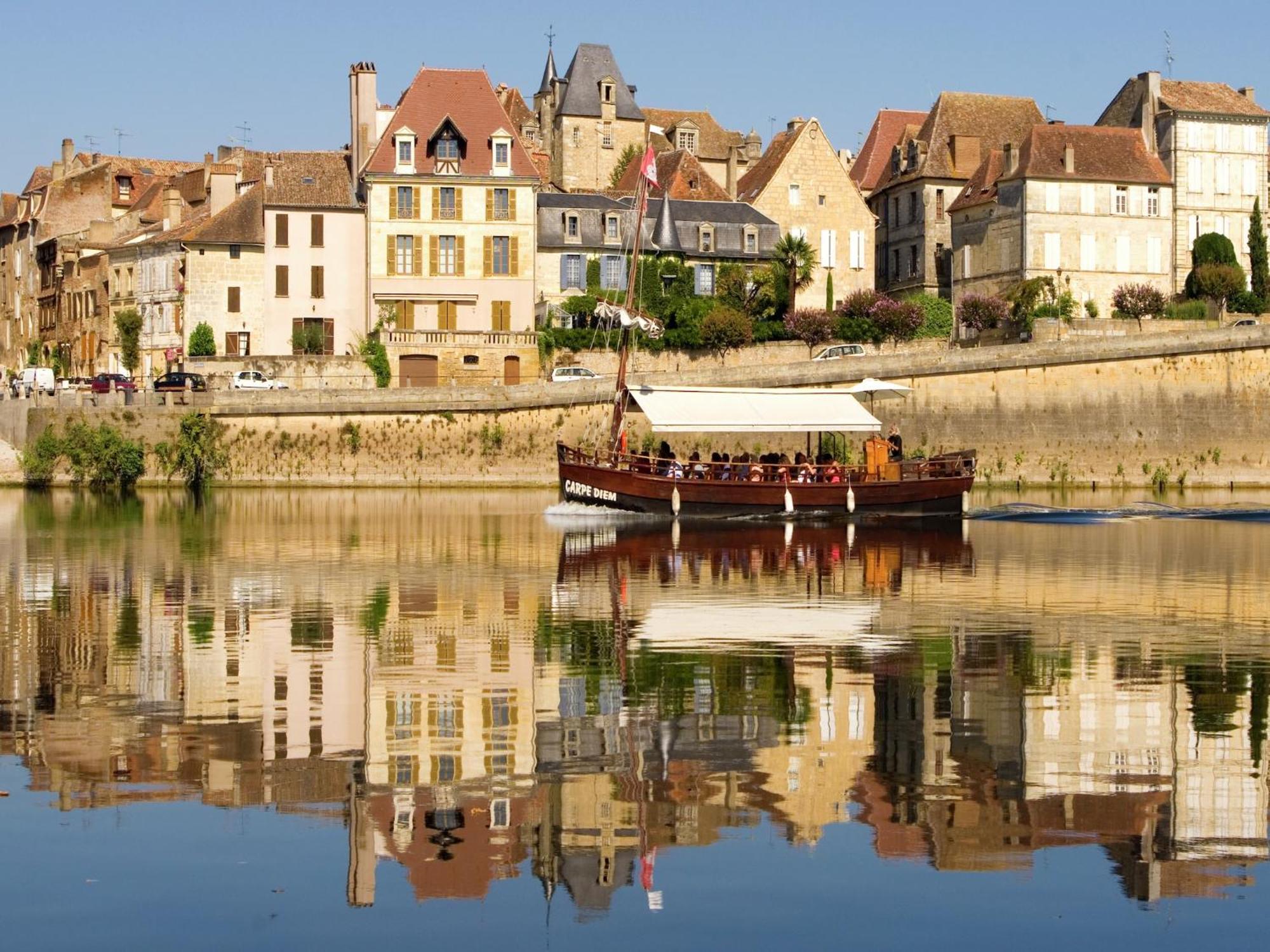 Modern Holiday Home In Aquitaine Saint-Nexans Dış mekan fotoğraf